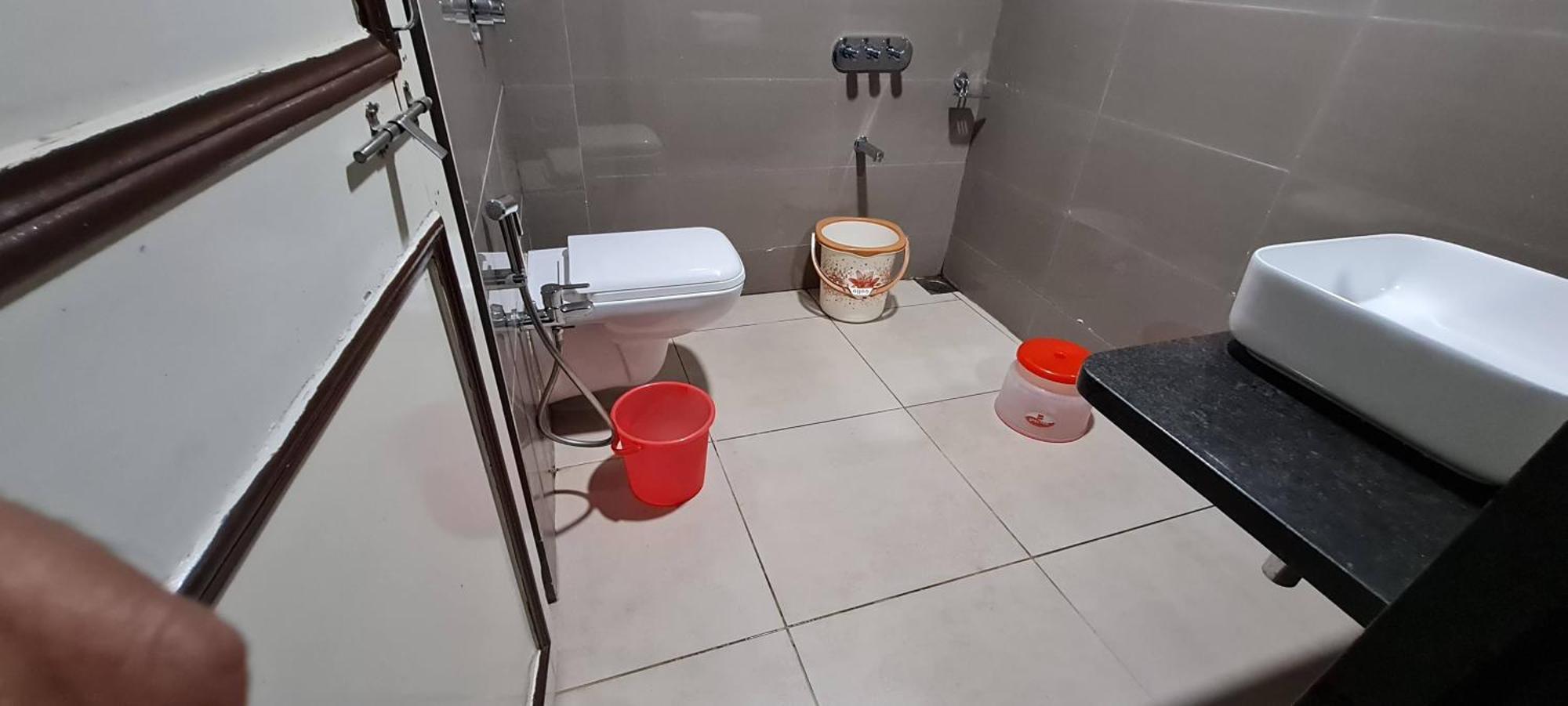 Hotel Tirth Ankleshwar Dış mekan fotoğraf